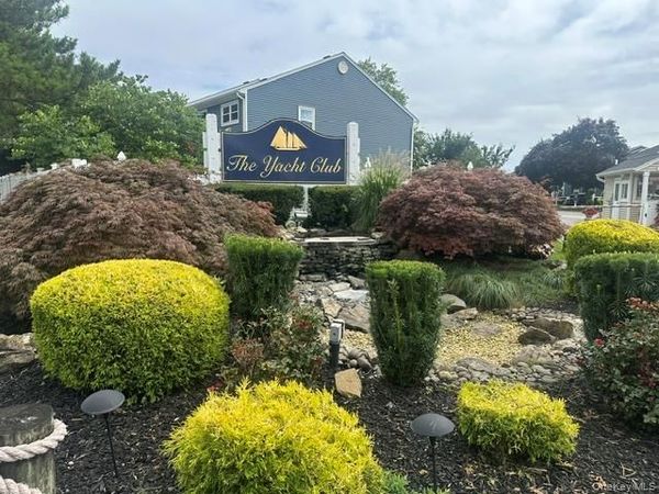 100 Baker Court , Unit 36, Island Park, NY 11558