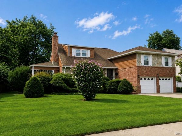 288 Brower Avenue, Rockville Centre, NY 11570