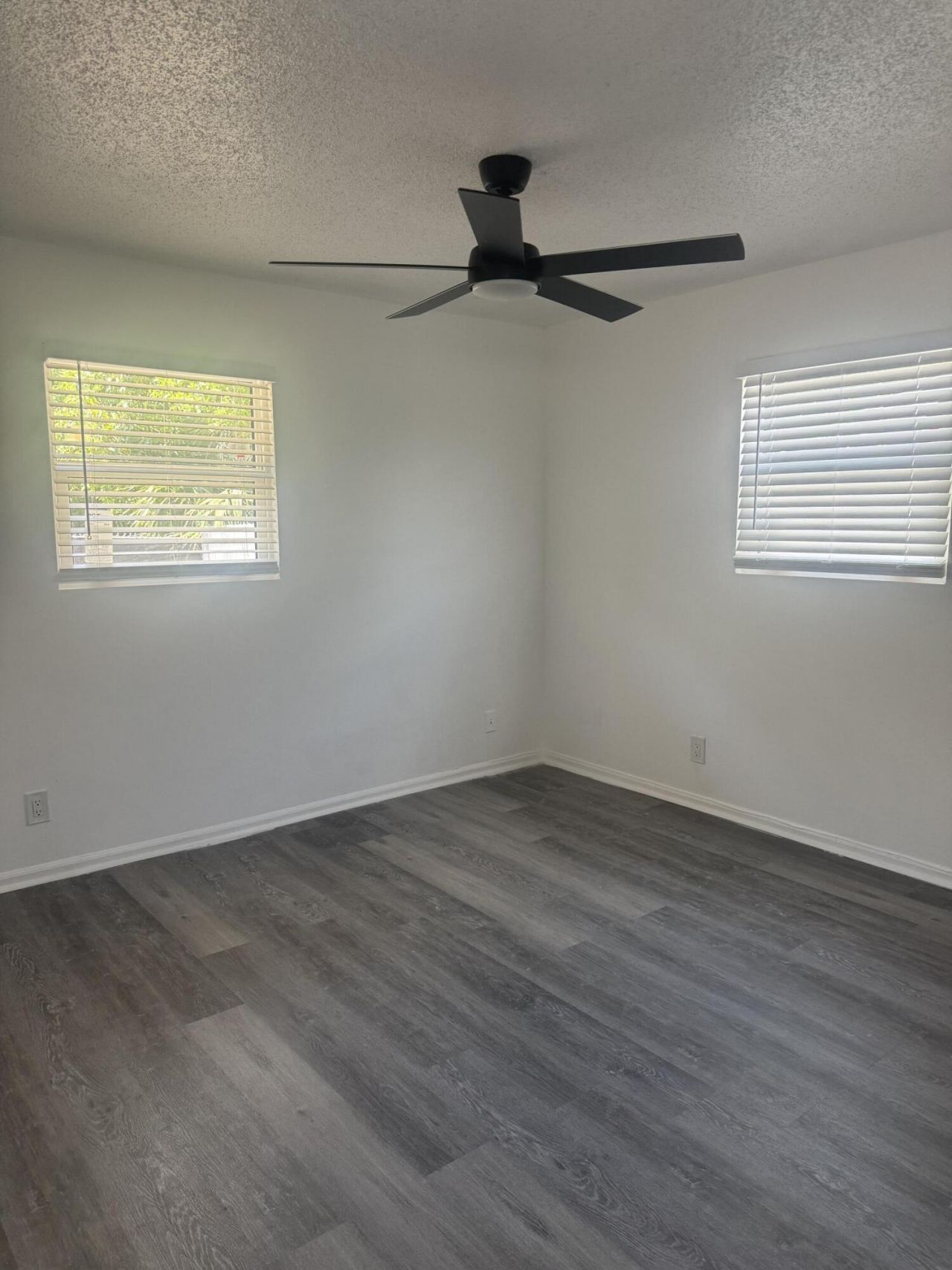 341 Silver Beach Road, Unit 343, Riviera Beach, FL 33403 Photo