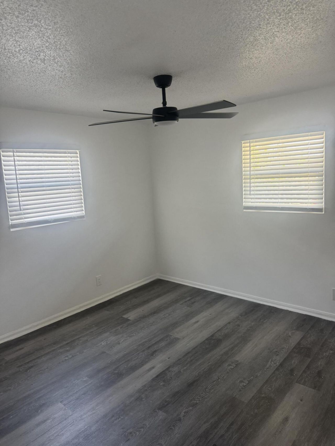 341 Silver Beach Road, Unit 343, Riviera Beach, FL 33403 Photo