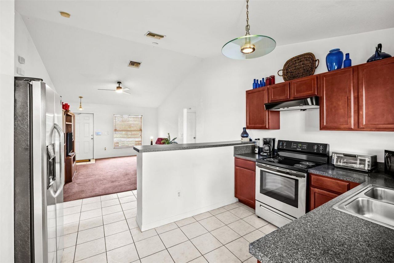 913 SE Forrest Park Drive, Stuart, FL 34994 Photo