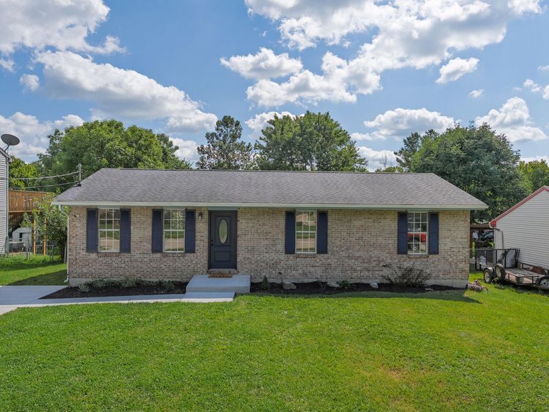 185 Ashwood Drive, Walton, KY 41094 Photo 2