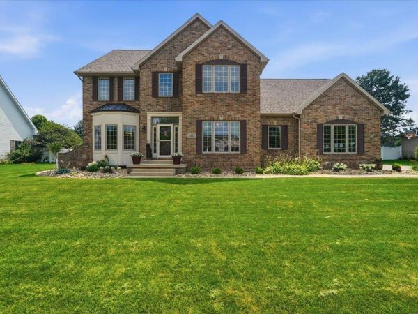 1957 Falcon Ridge, Waterloo, IA 50701