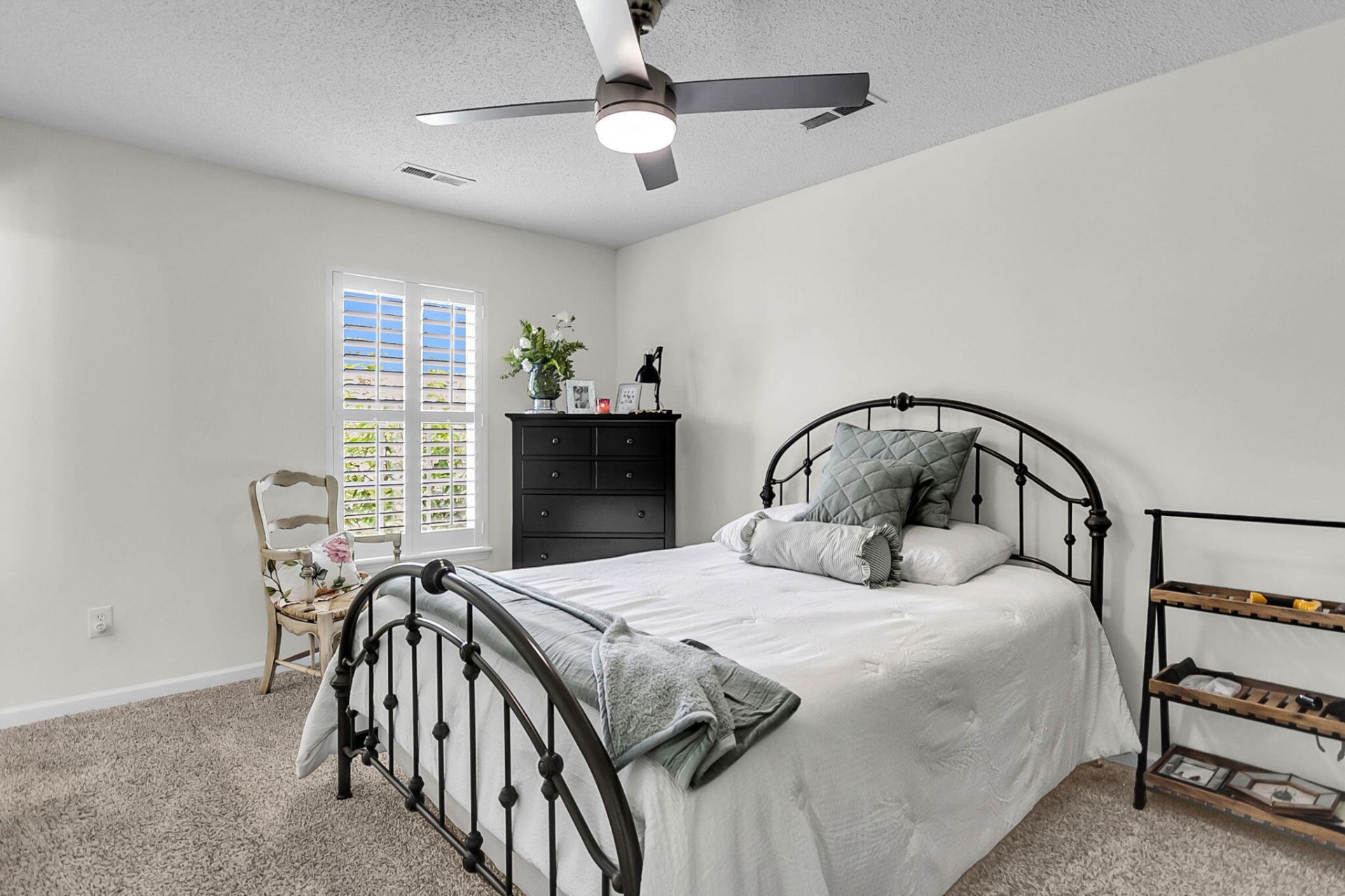 145 Black River Drive Photo 12