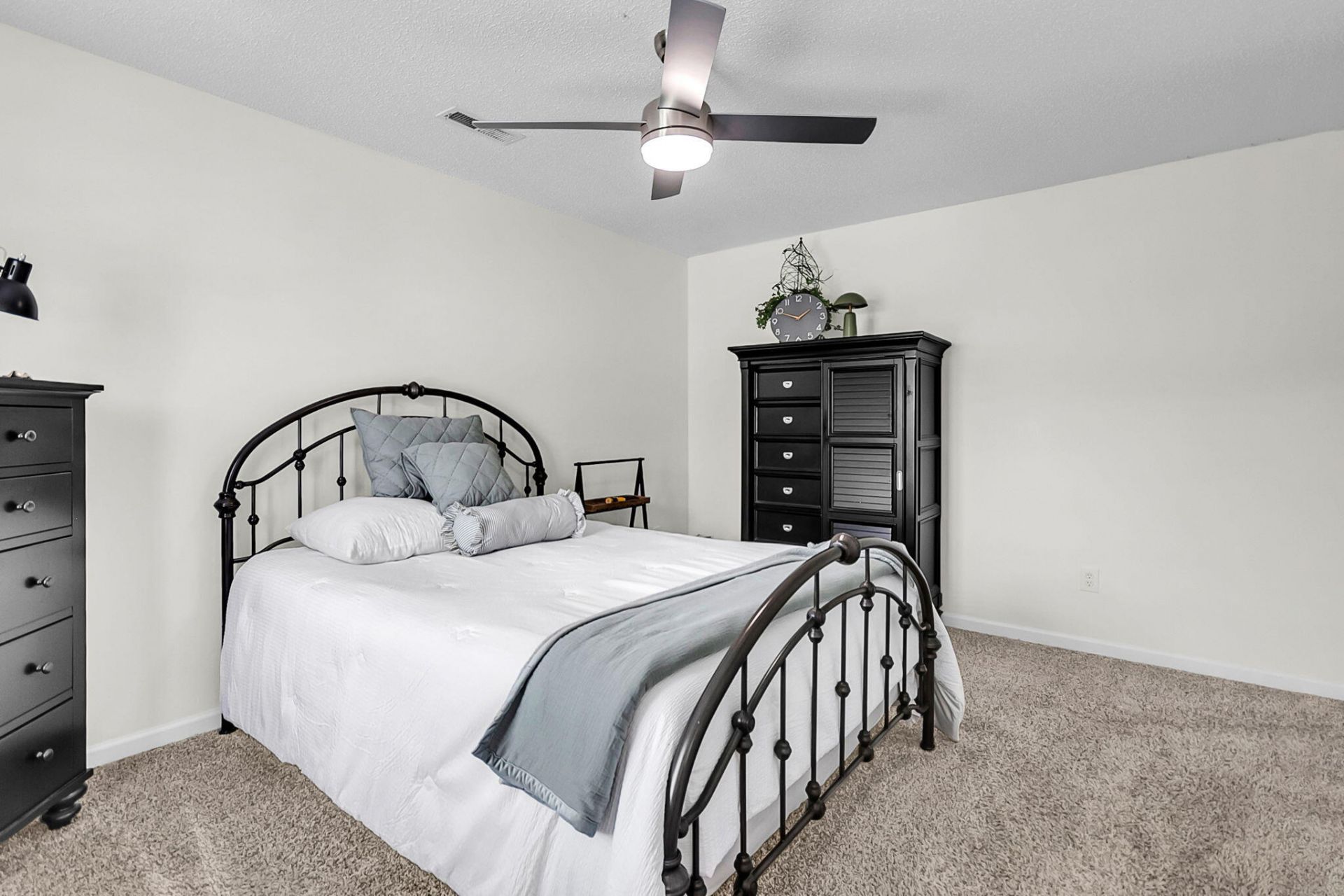 145 Black River Drive Photo 13