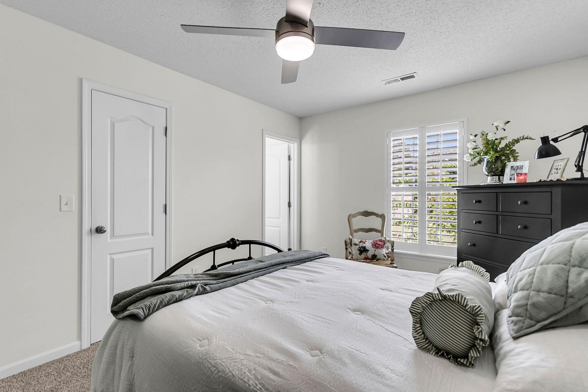 145 Black River Drive Photo 14