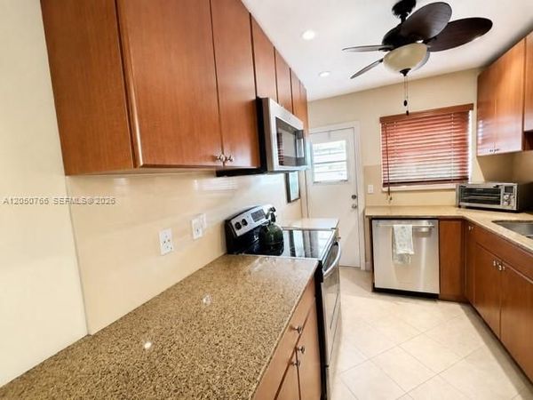 3600 Harrison St , Unit 16B, Hollywood, FL 33021