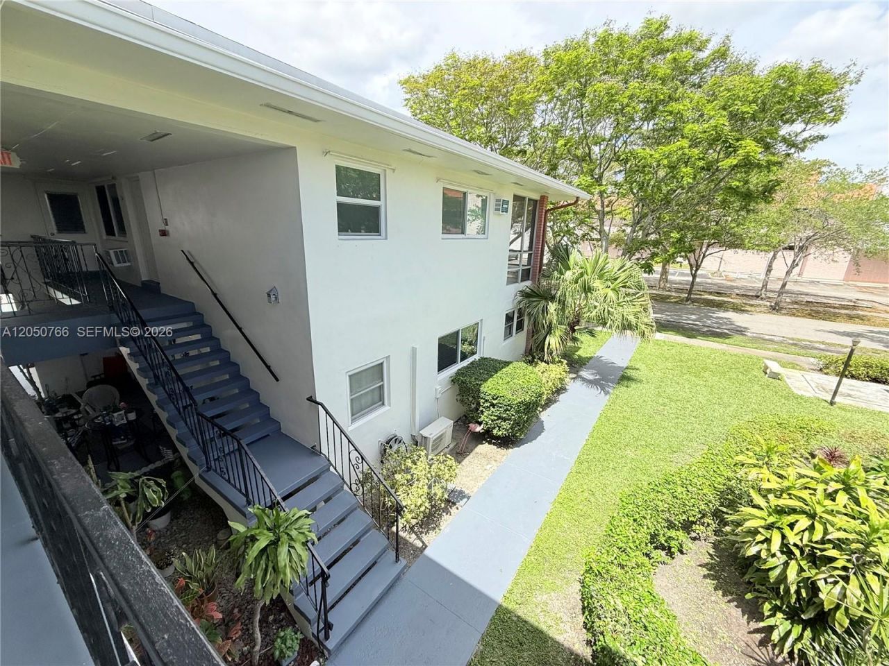 3600 Harrison St , Unit 16B, Hollywood, FL 33021 Photo