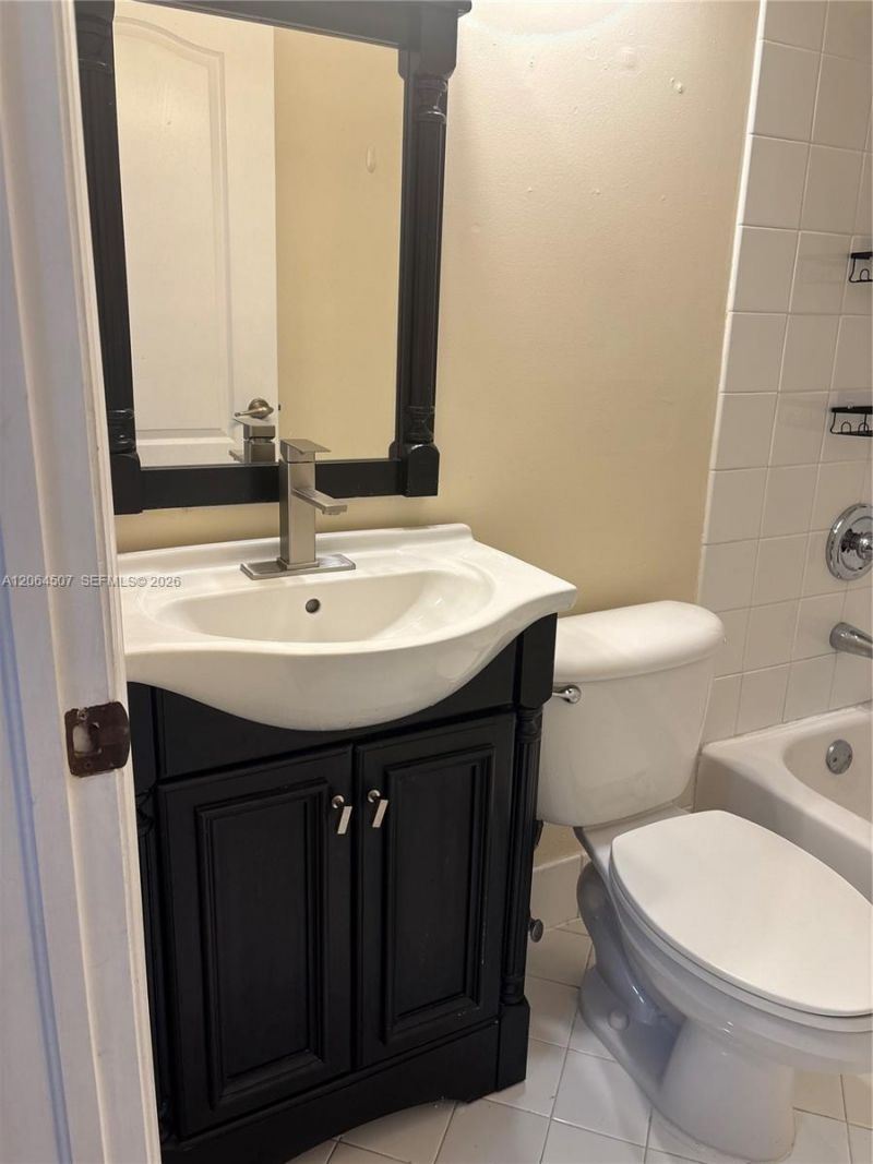 11440 NW 50th Ter, Doral, FL 33178 Photo