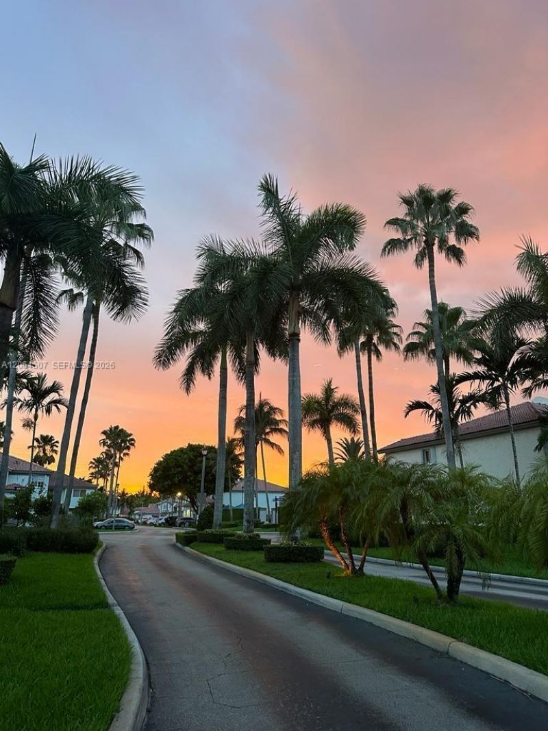 11440 NW 50th Ter, Doral, FL 33178 Photo