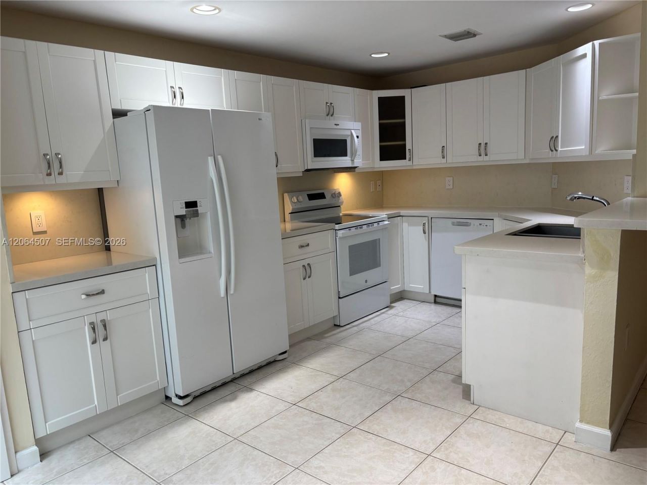 11440 NW 50th Ter, Doral, FL 33178 Photo