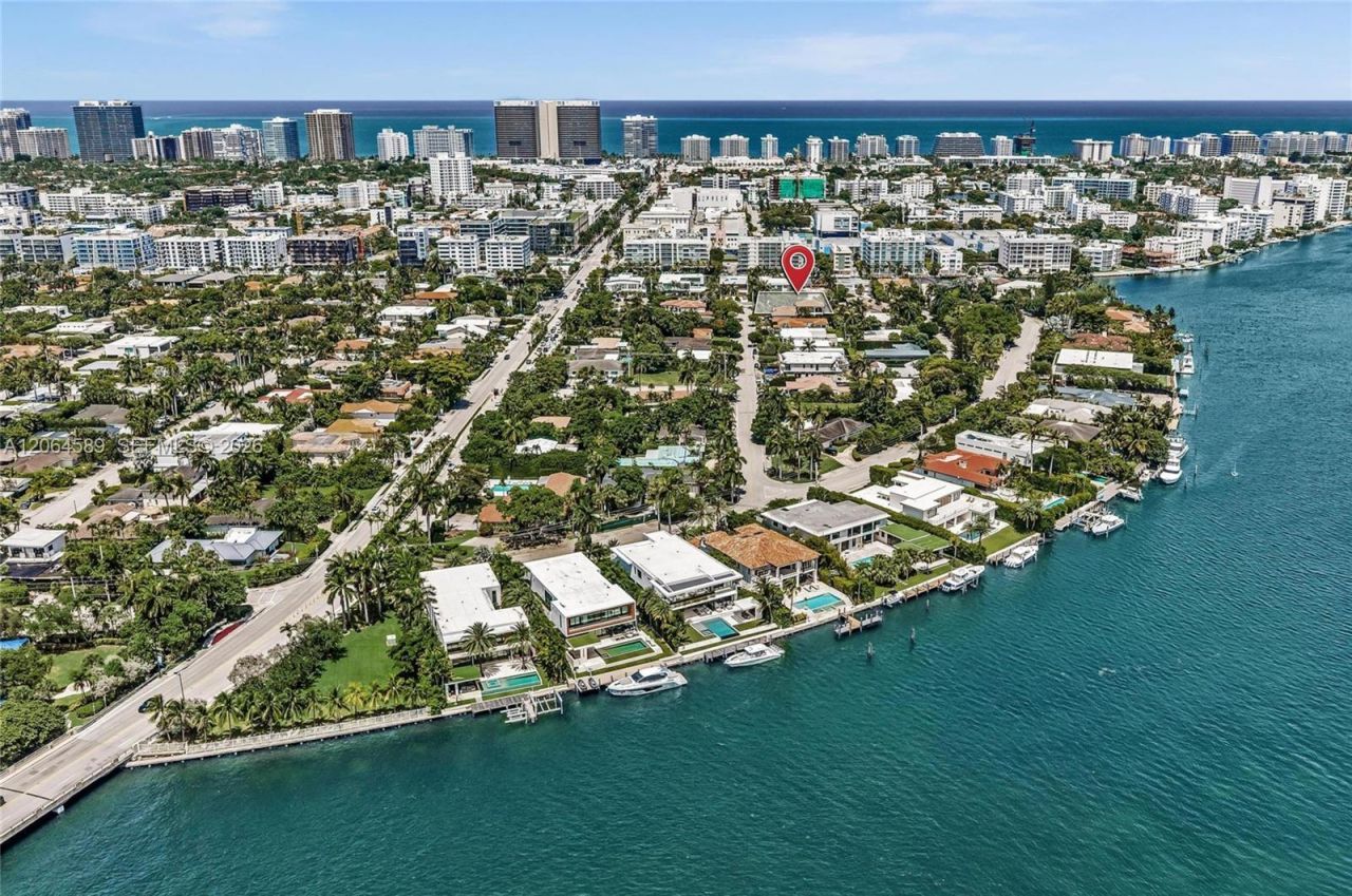 9450 E Broadview Dr, Bay Harbor Islands, FL 33154 Photo