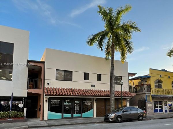 2268 SW 8th St , Unit 5, Miami, FL 33135