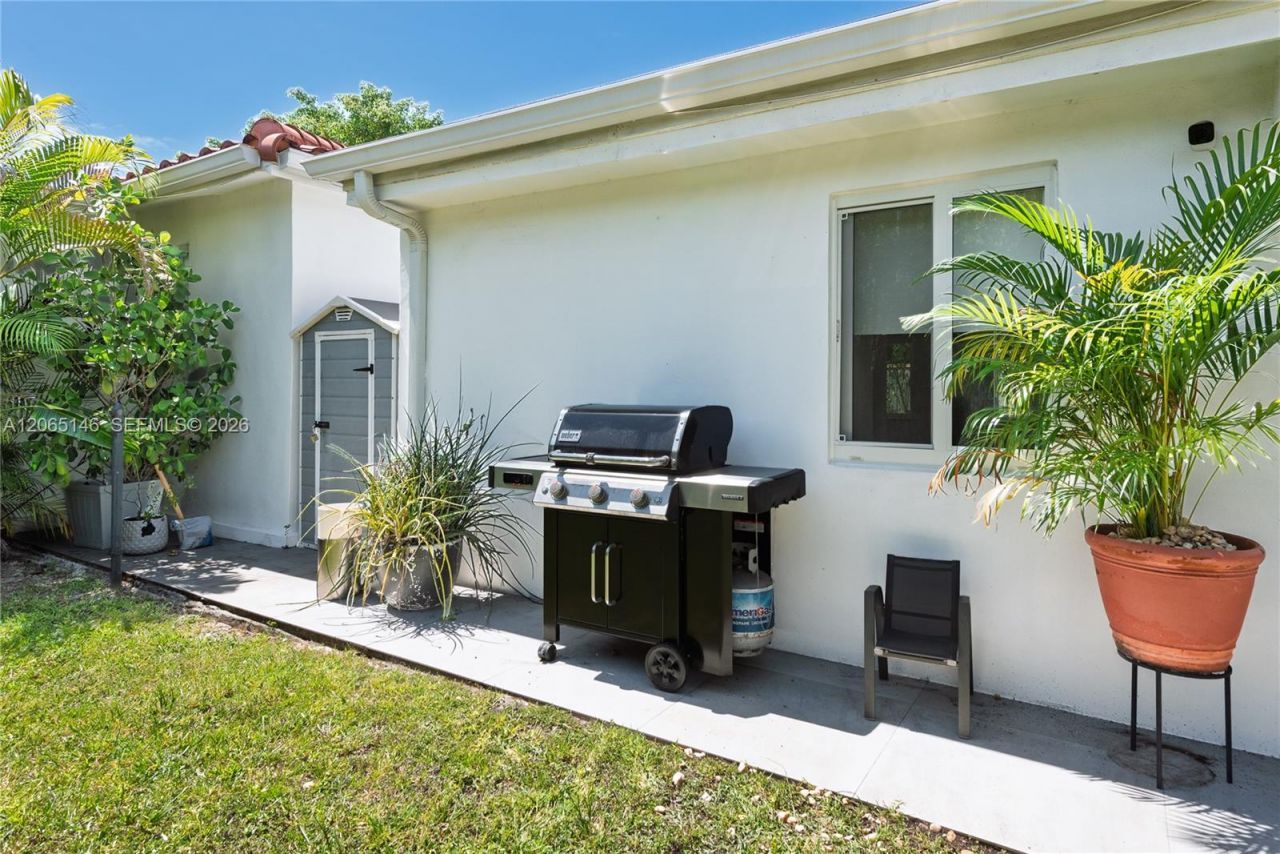 1450 SW 20th Ave, Unit 1450, Miami, FL 33145 Photo
