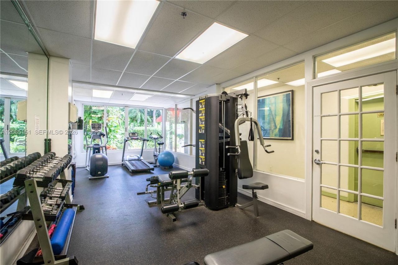 255 W 24th St, Unit 436, Miami Beach, FL 33140 Photo