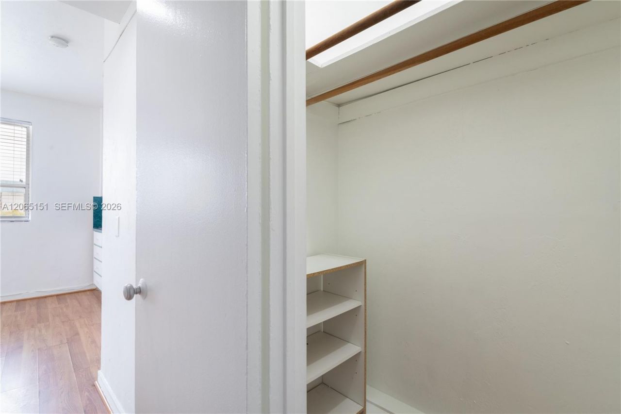 255 W 24th St, Unit 436, Miami Beach, FL 33140 Photo