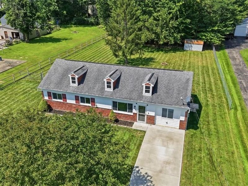 69 Wolfer Drive, Amelia, OH 45102 Photo 2