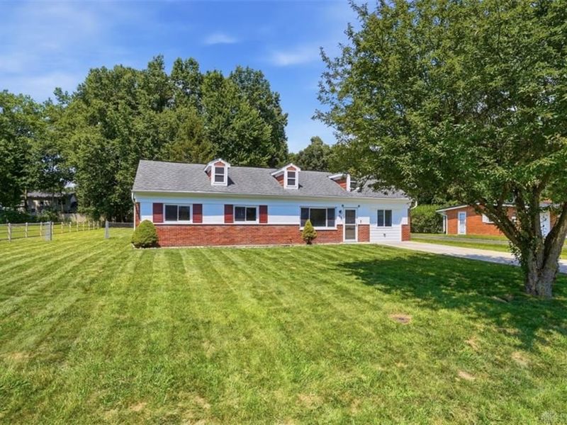 69 Wolfer Drive, Amelia, OH 45102 Photo 8