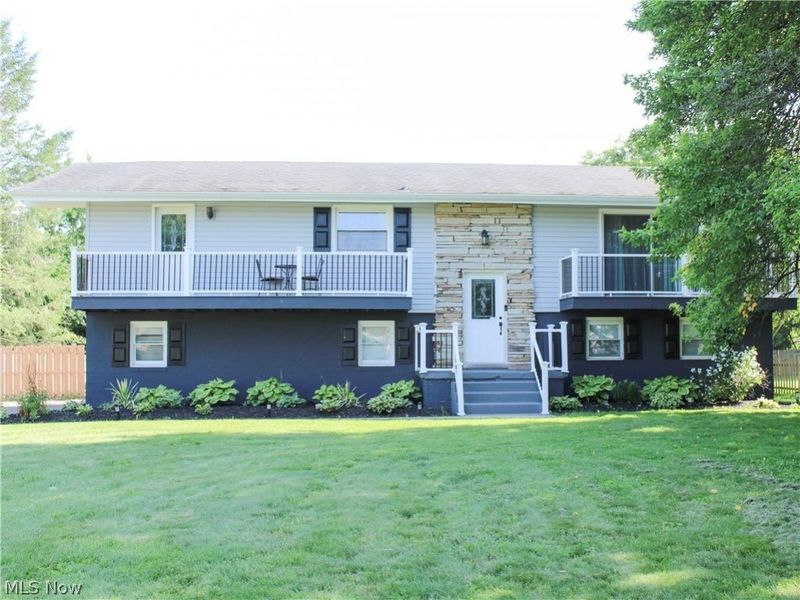 6727 Amsel Avenue NE, Canton, OH 44721 Photo 1