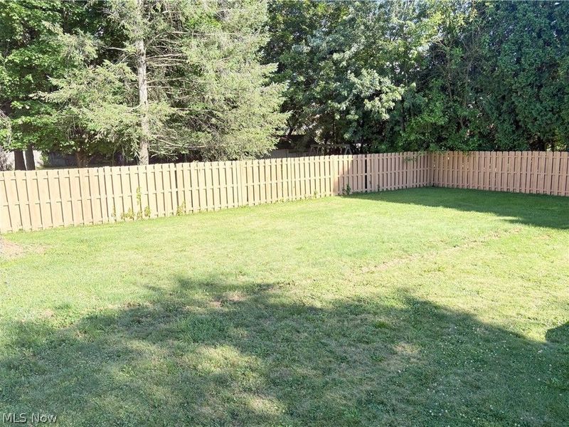 6727 Amsel Avenue NE, Canton, OH 44721 Photo 38