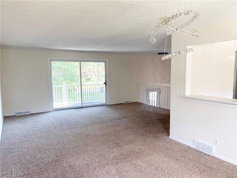 6727 Amsel Avenue NE, Canton, OH 44721 Photo 5