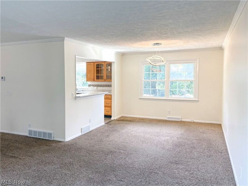 6727 Amsel Avenue NE, Canton, OH 44721 Photo 6