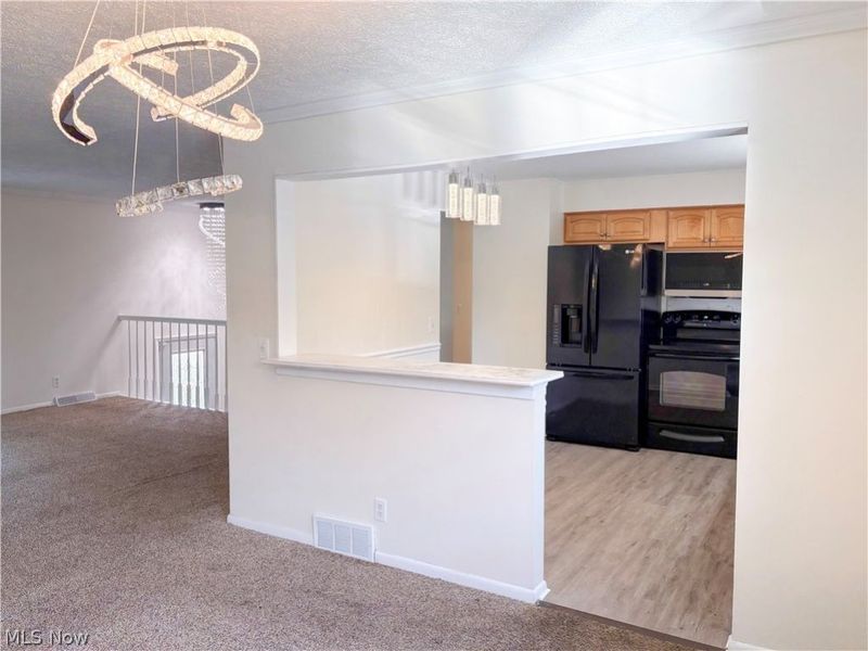 6727 Amsel Avenue NE, Canton, OH 44721 Photo 9