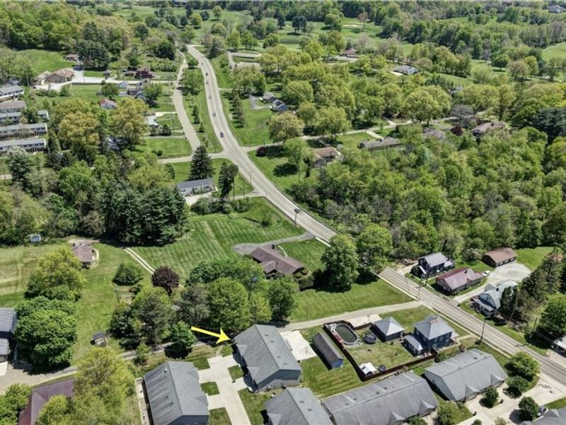 213 Knollton Drive, Millersburg, OH 44654 Photo 11