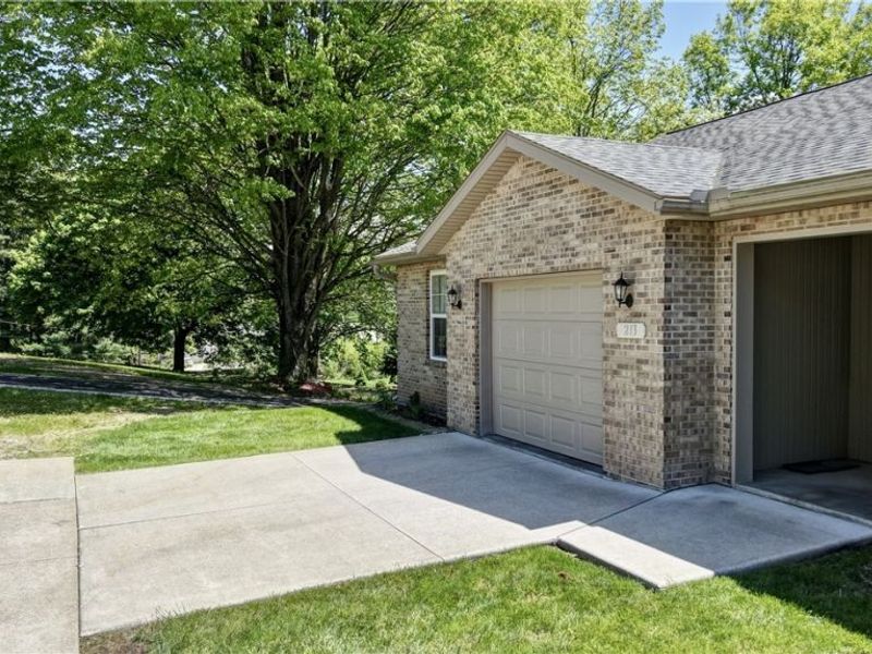 213 Knollton Drive, Millersburg, OH 44654 Photo 12