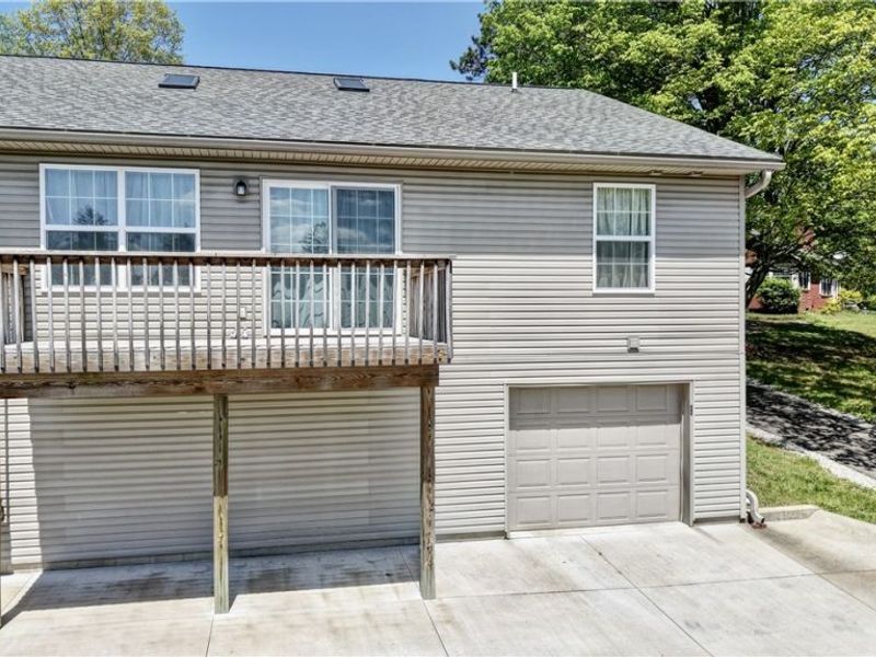 213 Knollton Drive, Millersburg, OH 44654 Photo 5