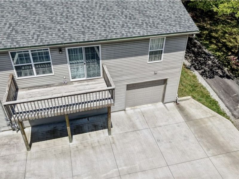 213 Knollton Drive, Millersburg, OH 44654 Photo 6