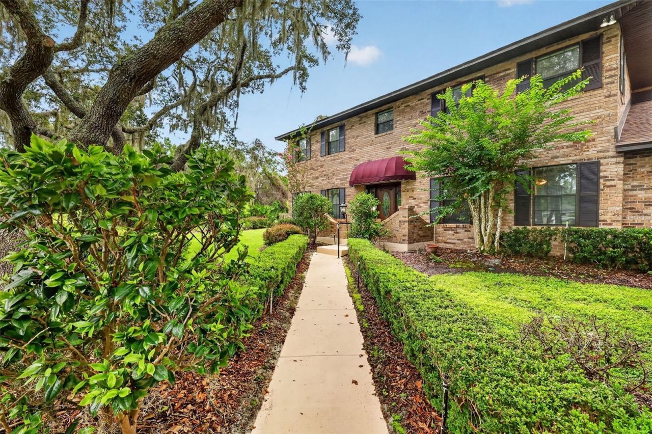 15240 Shady Lane, Tavares, FL 32778 Photo
