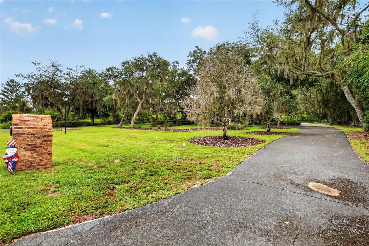 15240 Shady Lane, Tavares, FL 32778 Photo