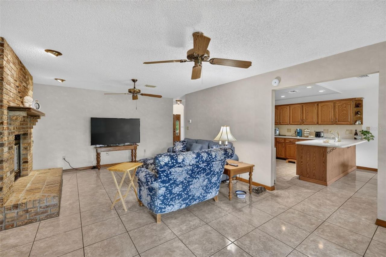 15240 Shady Lane, Tavares, FL 32778 Photo