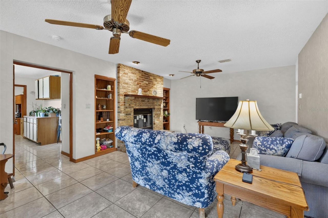 15240 Shady Lane, Tavares, FL 32778 Photo