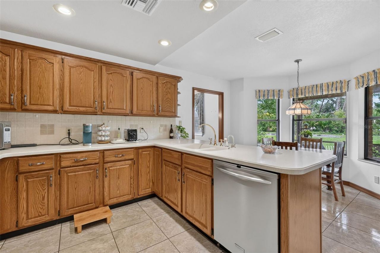 15240 Shady Lane, Tavares, FL 32778 Photo