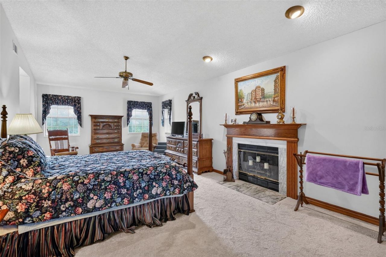 15240 Shady Lane, Tavares, FL 32778 Photo