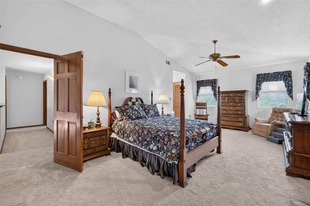 15240 Shady Lane, Tavares, FL 32778 Photo