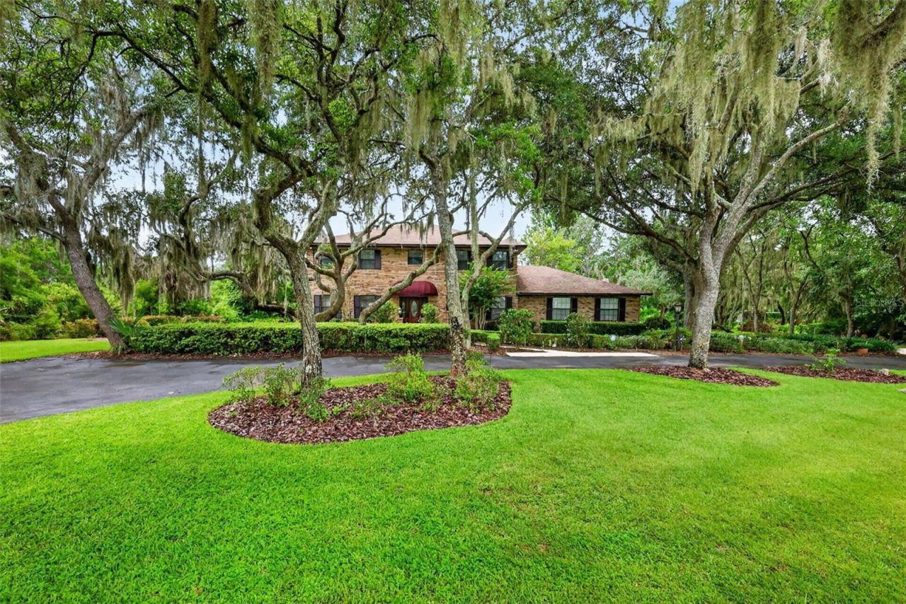 15240 Shady Lane, Tavares, FL 32778 Photo