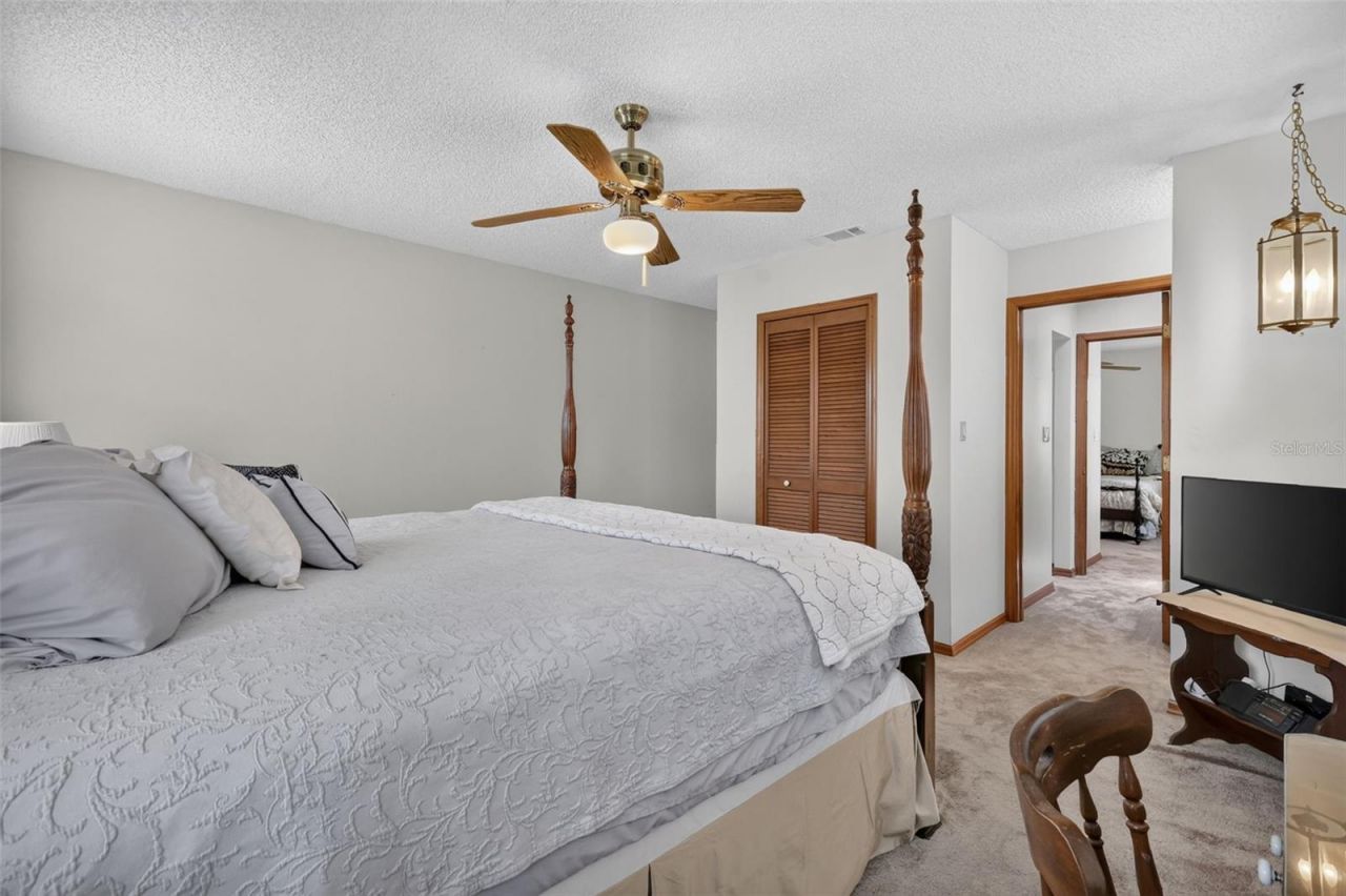 15240 Shady Lane, Tavares, FL 32778 Photo