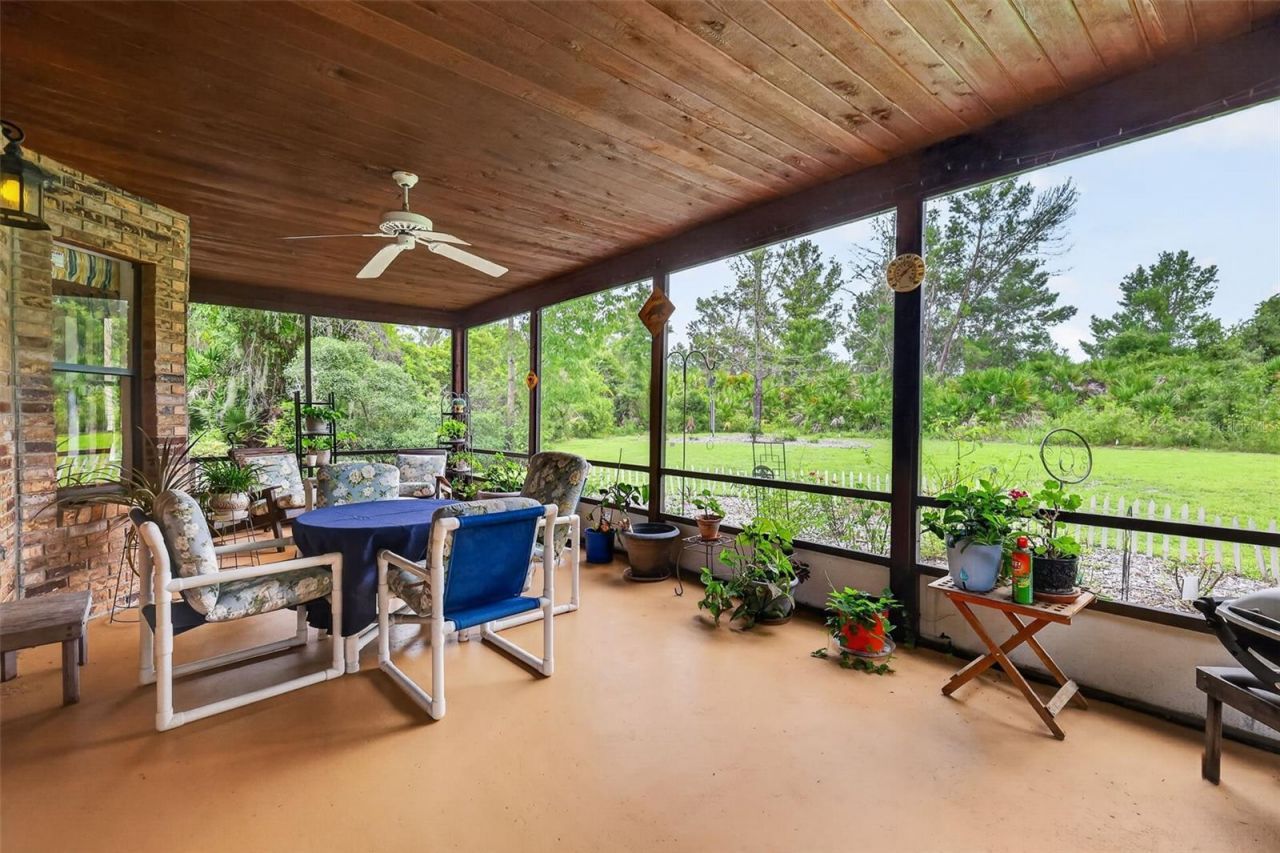 15240 Shady Lane, Tavares, FL 32778 Photo