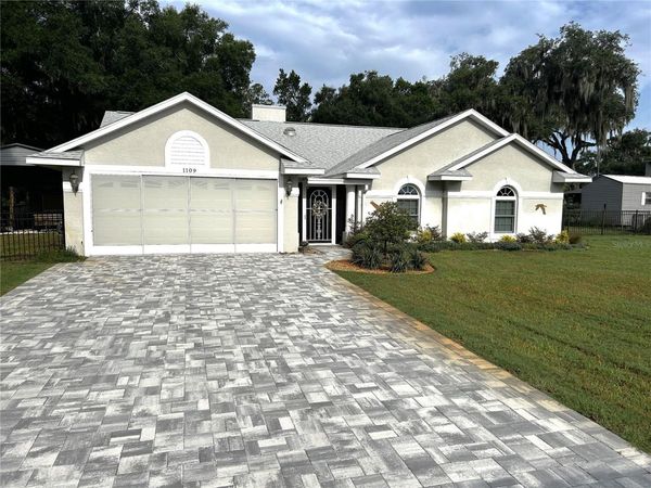 1109 S CHATEAU POINT , INVERNESS, FL 34450