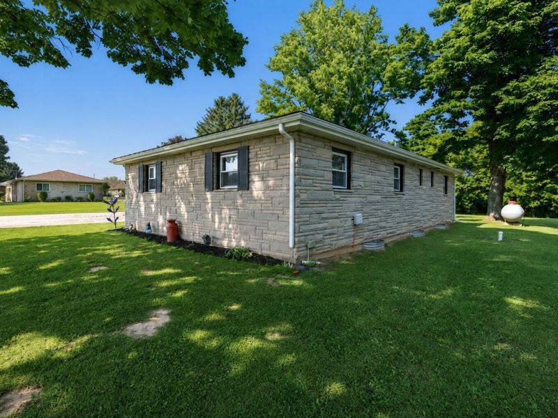 6890 State Route 13 NE, Somerset, OH 43783 Photo 4