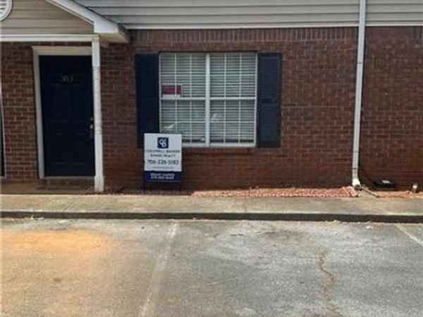 303 Iron Belt Court , Cartersville, GA 30120