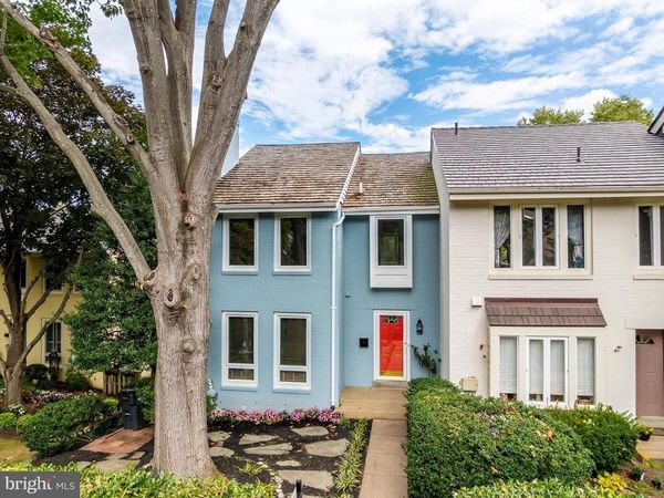 2001 CHADDS FORD DRIVE, RESTON, VA 20191