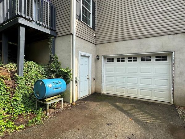 1886 Old Linville Road , Marion, NC 28752