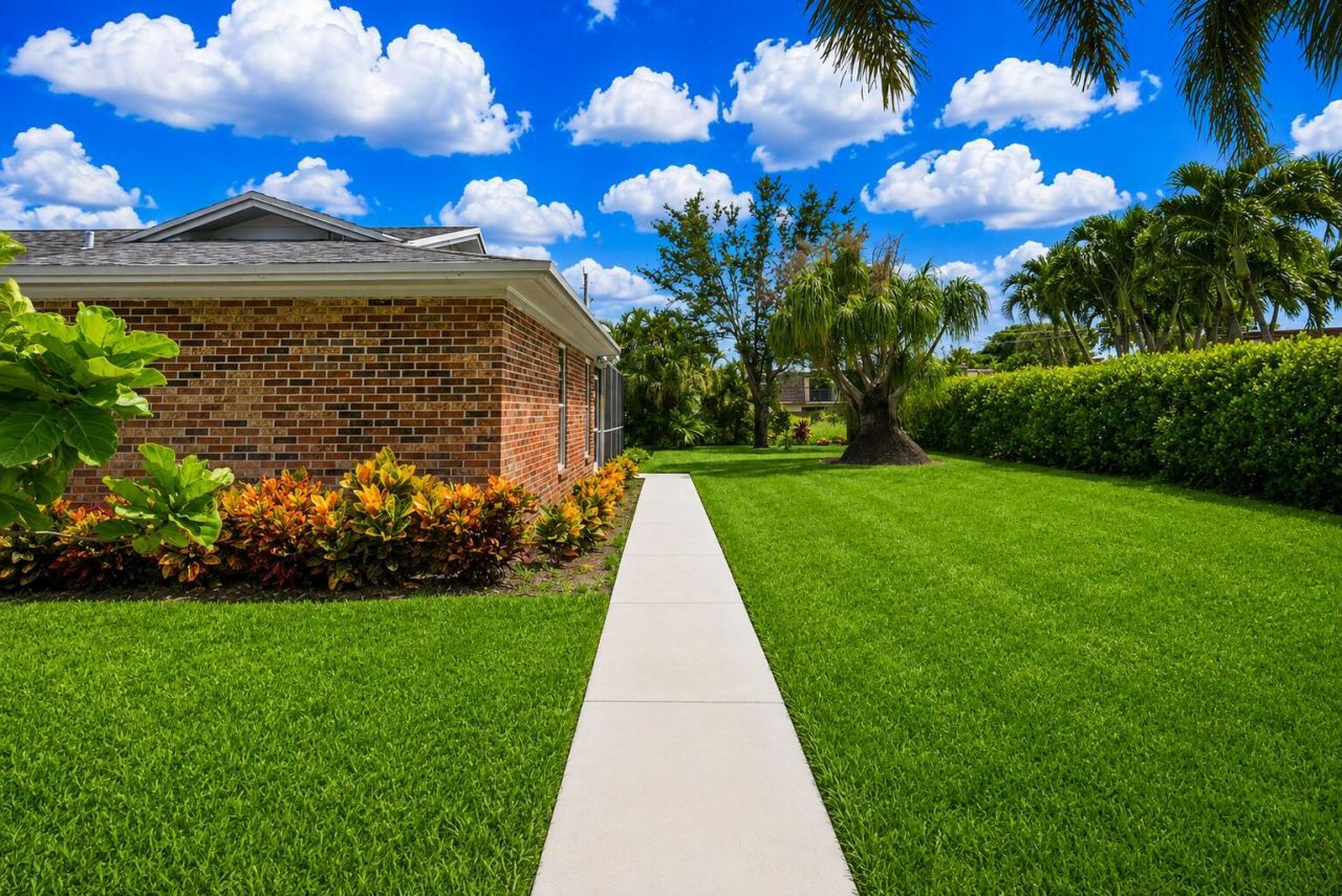 1966 Emilio Lane, West Palm Beach, FL 33406 Photo