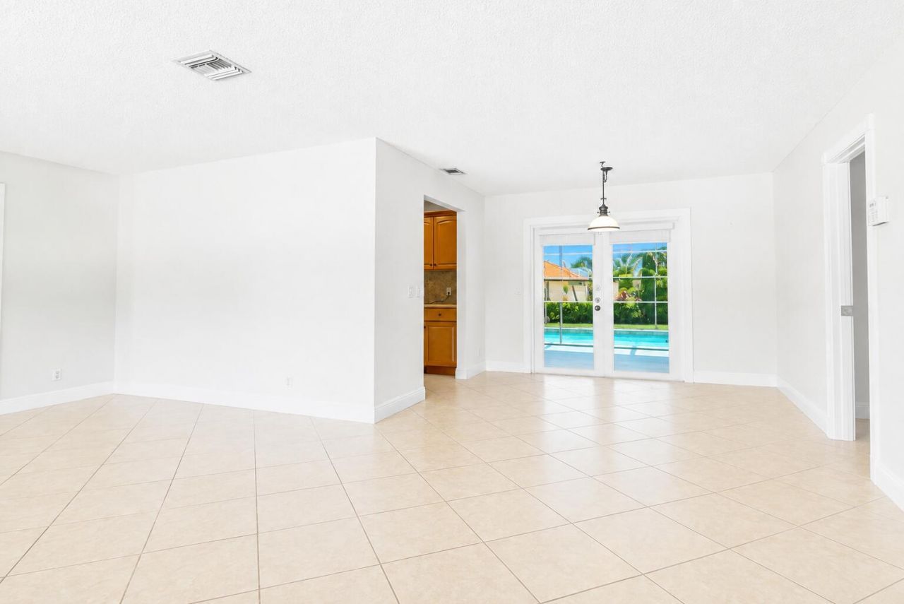 1966 Emilio Lane, West Palm Beach, FL 33406 Photo