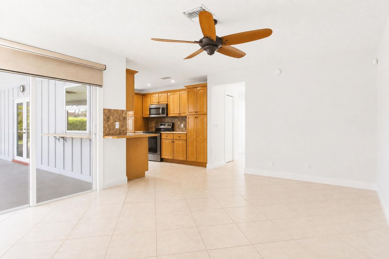 1966 Emilio Lane, West Palm Beach, FL 33406 Photo