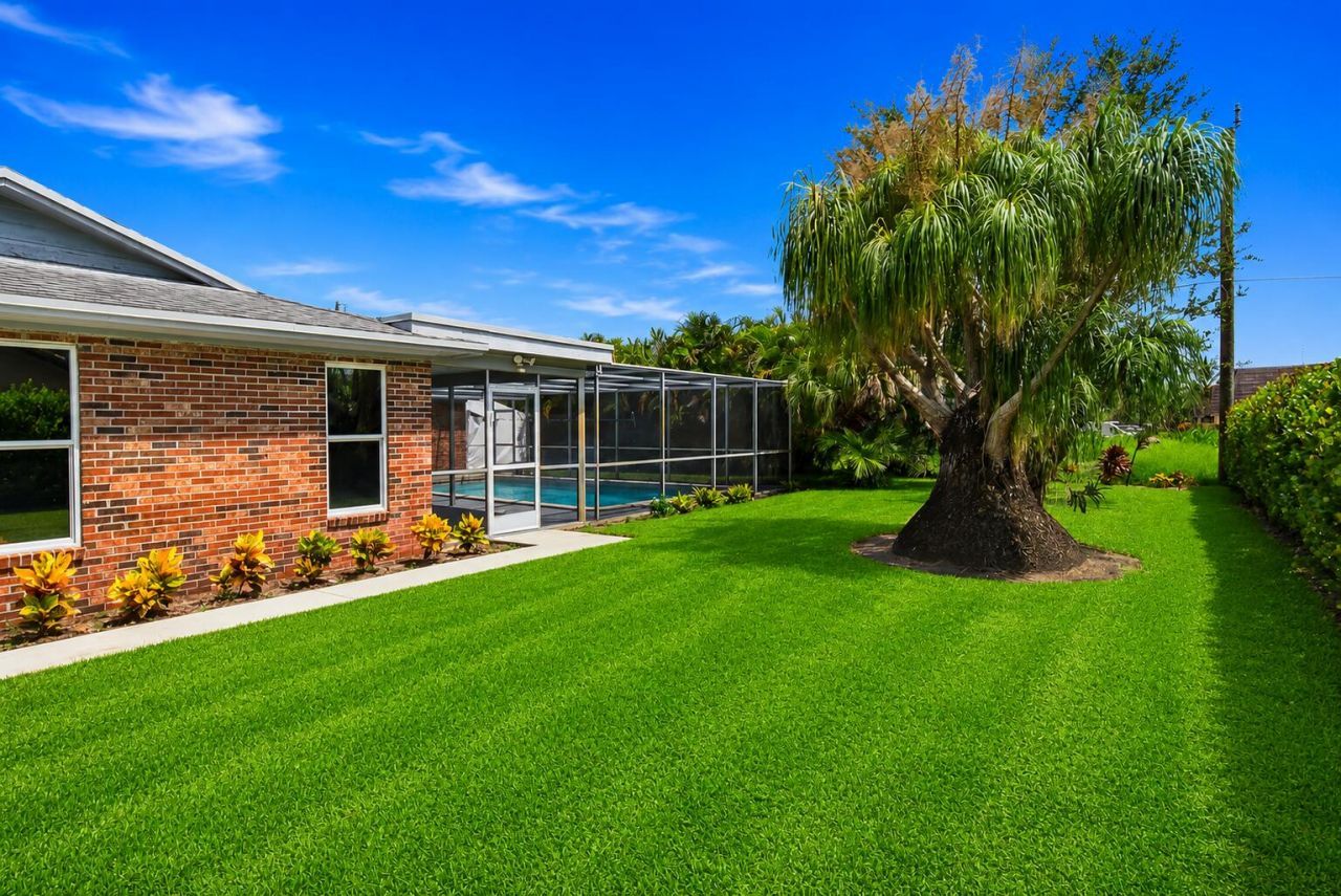 1966 Emilio Lane, West Palm Beach, FL 33406 Photo